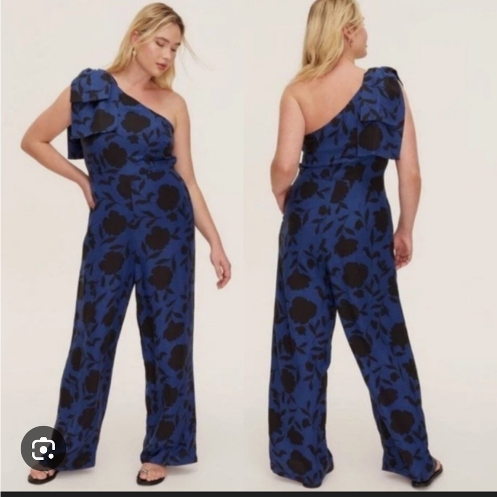 Kate Spade Black and Blue Floral Romper - Picture 2 of 2